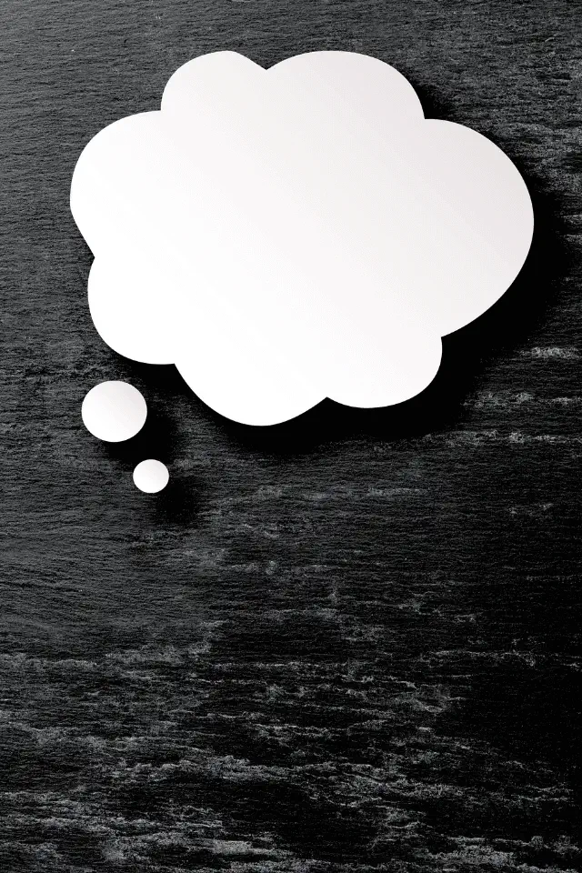 Nuvoletta bianca su sfondo nero come simbolo del silenzio.